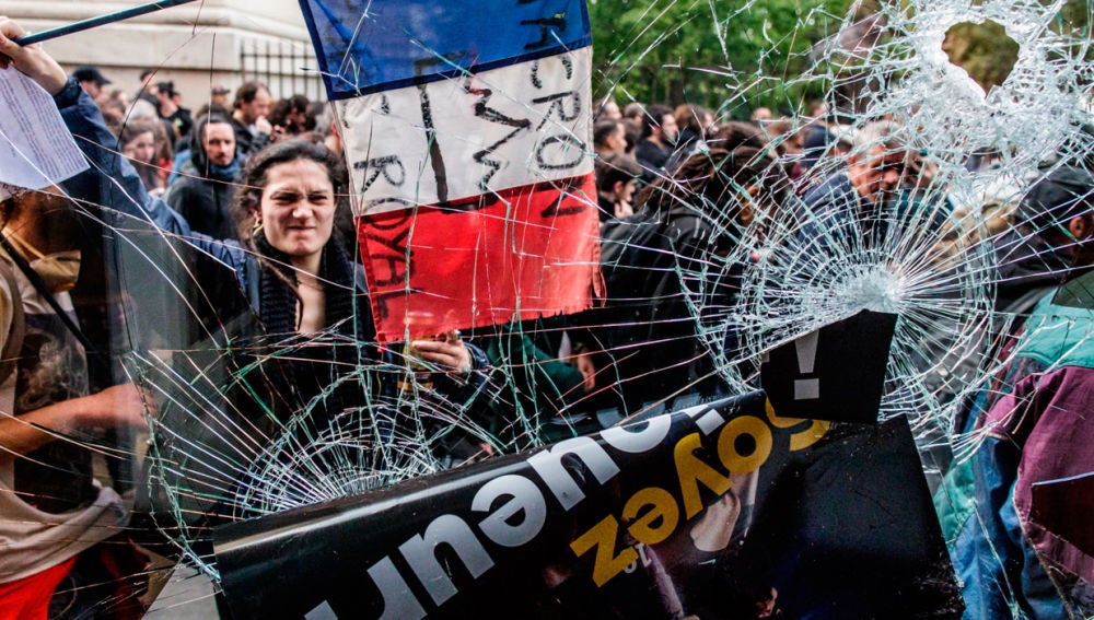 Disturbios en Francia por el 1 de mayo
