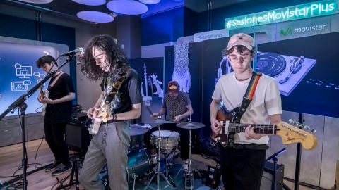 La banda Poolshake act&uacute;a en el espacio Movistar+ WARM UP
