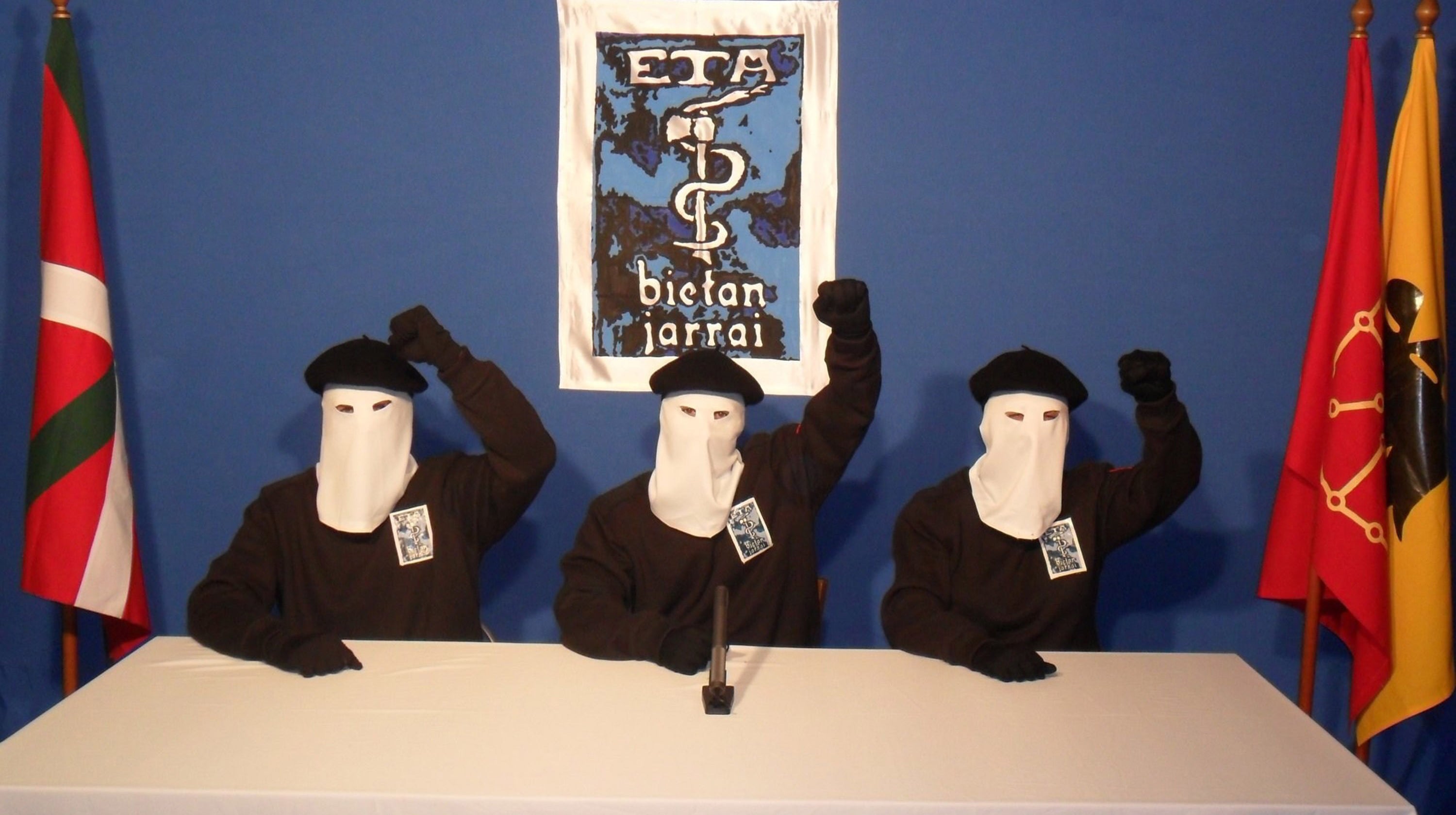 Más de 500 concejales llevaron escolta en el País Vasco entre 1991 y 2011 por la presión de ETA Más de 500 concejales llevaron escolta en el País Vasco entre 1991 y 2011 por la presión de ETA