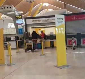 Vueling cancela 232 vuelos este jueves y viernes por la huelga de pilotos Vueling cancela 232 vuelos este jueves y viernes por la huelga de pilotos