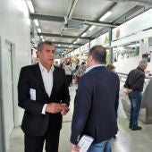 Álvaro Gordillo, gerente de Aparcisa, en el Mercado central Provisional de Elche
