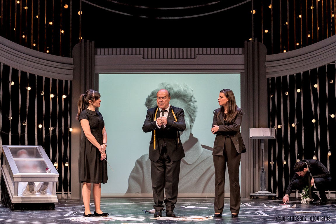 Antonio Resines y Concha Velasco llegan este jueves a Ciudad Real con "El Funeral" Antonio Resines y Concha Velasco llegan este jueves a Ciudad Real con "El Funeral"