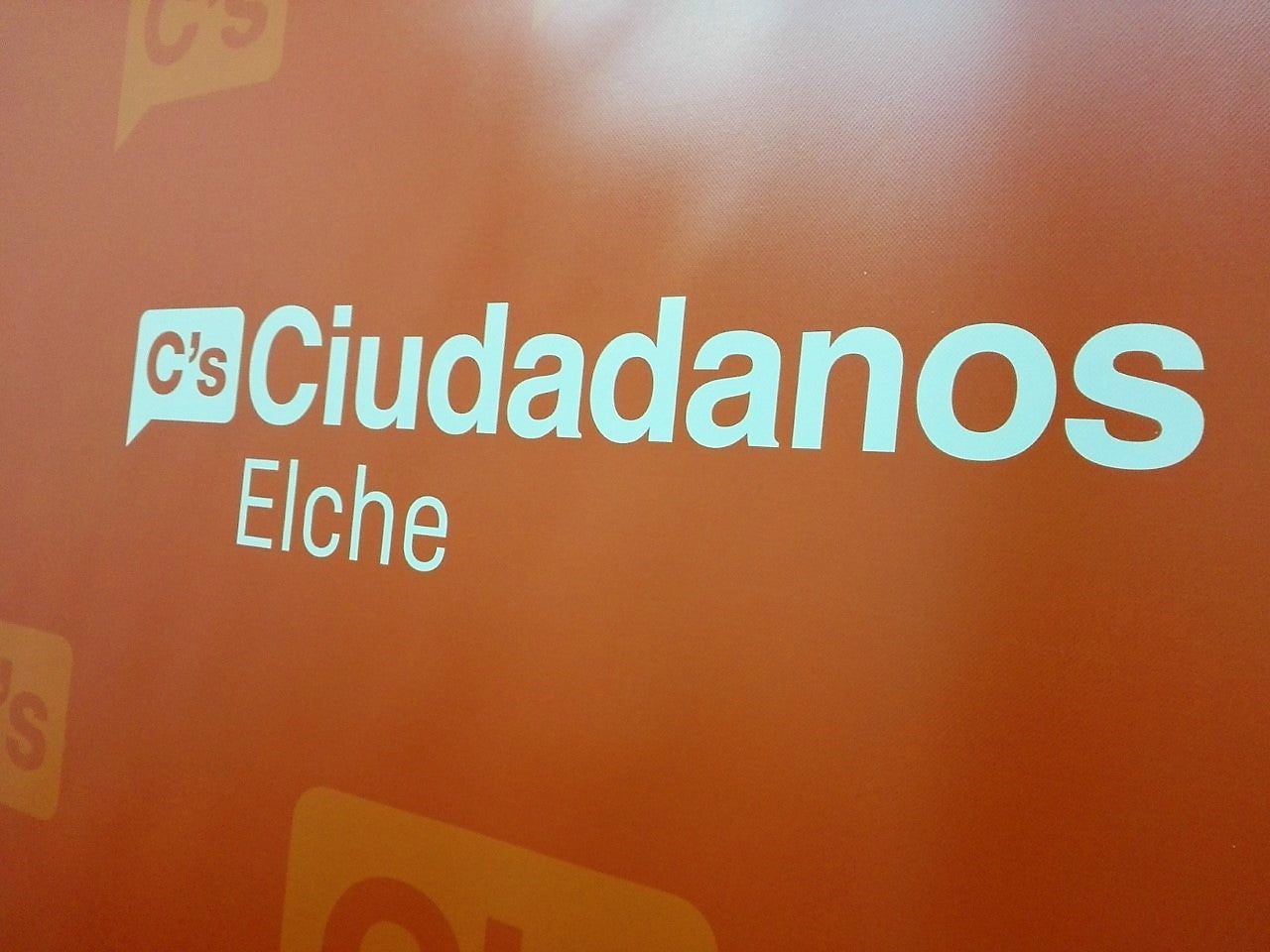 Cs Elche acusa al PSOE de ser “rehén” de Compromís y permitir que el área de Participación tenga más recursos para actos que Cultura Cs Elche acusa al PSOE de ser “rehén” de Compromís y permitir que el área de Participación tenga más recursos para actos que Cultura