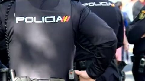 Imagen de archivo de varios polic&iacute;as