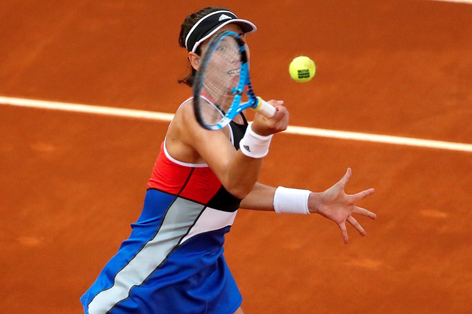 Garbiñe Muguruza cae eliminada en tres sets ante Daria Kasatkina Garbiñe Muguruza cae eliminada en tres sets ante Daria Kasatkina