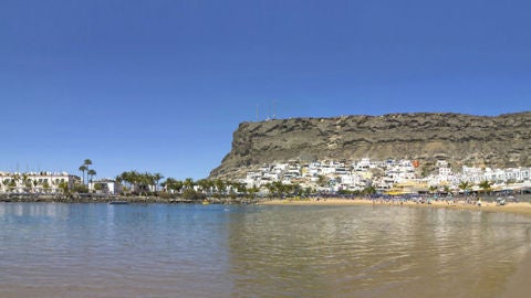 Playa de Mog&aacute;n en Gran Canaria