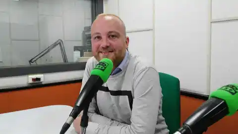 Héctor Jareño, fundador y director creativo de Reliquiae Entrevista en el programa "Gijón en la Onda"