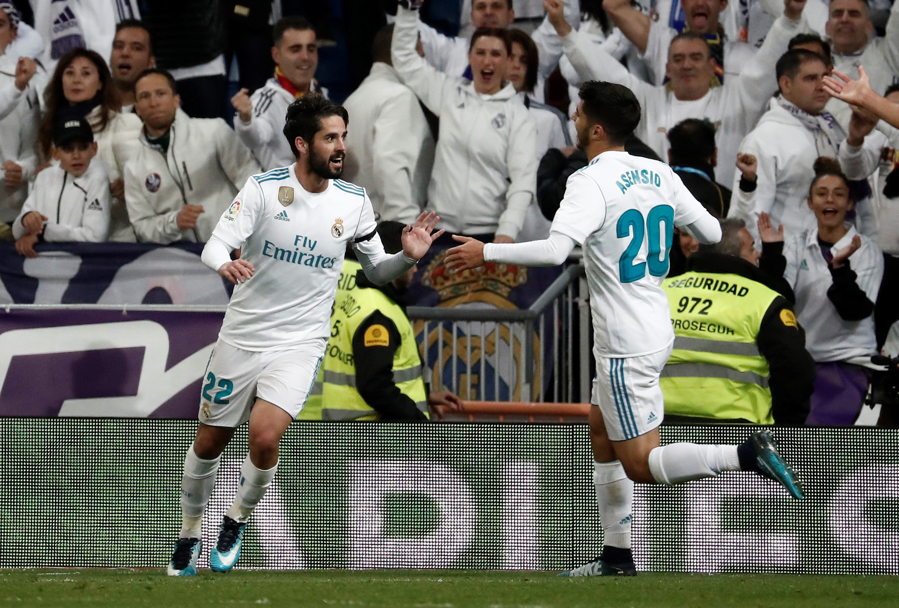 Isco: "Espero seguir creciendo en el Real Madrid, estoy en el sitio adecuado" Isco: "Espero seguir creciendo en el Real Madrid, estoy en el sitio adecuado"