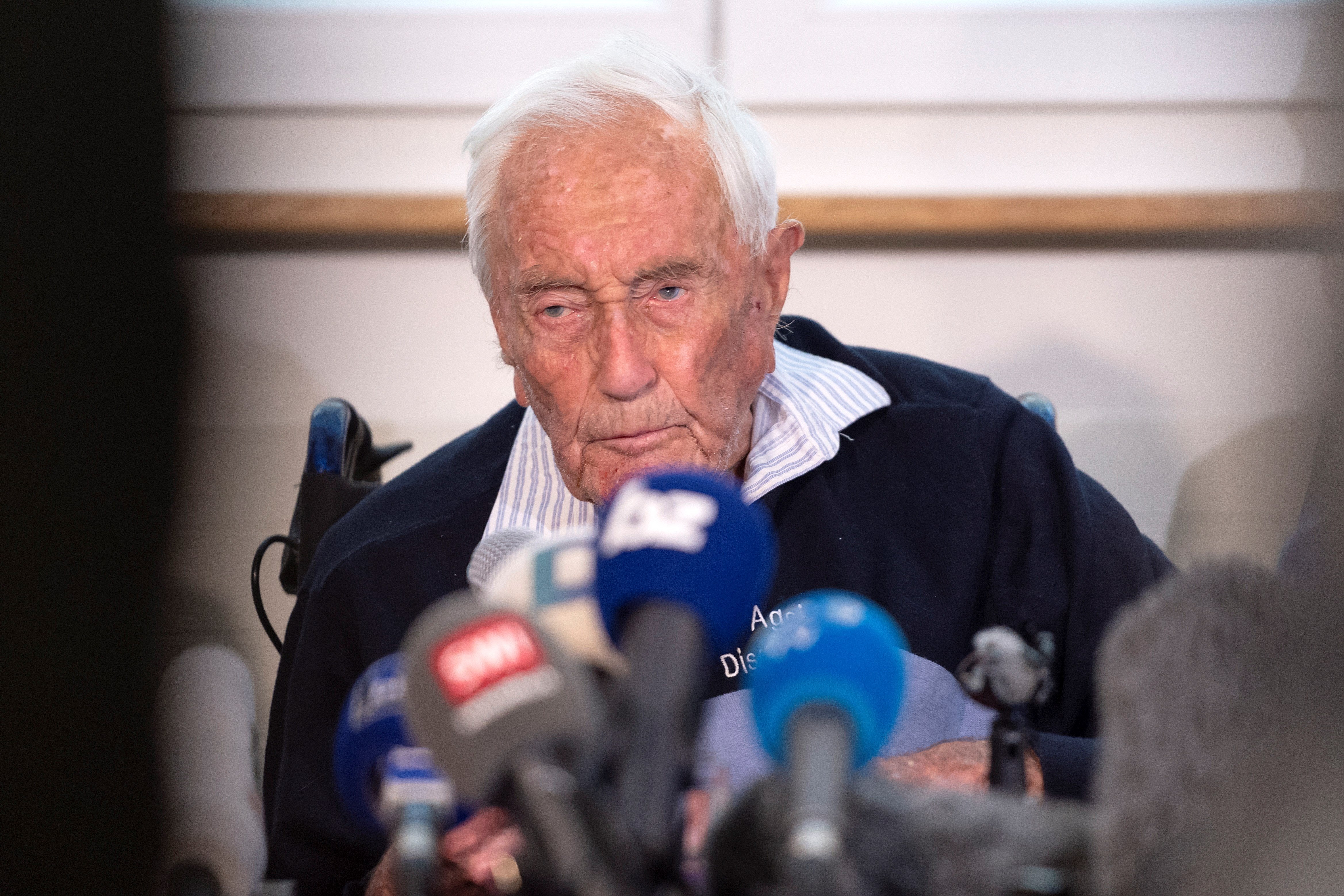 Muere el científico australiano que viajó a Suiza para poder someterse a una eutanasia Muere el científico australiano que viajó a Suiza para poder someterse a una eutanasia