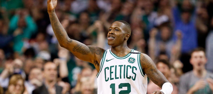Terry Rozier celebra la victoria de los Boston Celtics Terry Rozier celebra la victoria de los Boston Celtics