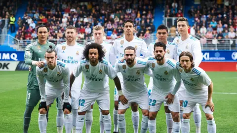 El once del Real Madrid al completo posa antes del partido El once del Real Madrid al completo posa antes del partido