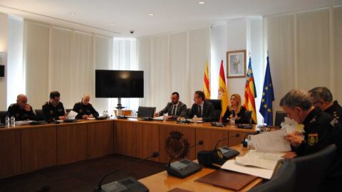 La seguretat contempla el tancament de carrers o recintes on se celebren els actes degut al nivell d&acute;alerta 4 d&acute;amena&ccedil;a terrorista. 