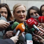 Noticias Antena 3 14:00 (11-05-18) Cristina Cifuentes, citada como investigada por el 'caso máster' por presuntos delitos de falsificación de documento público y cohecho