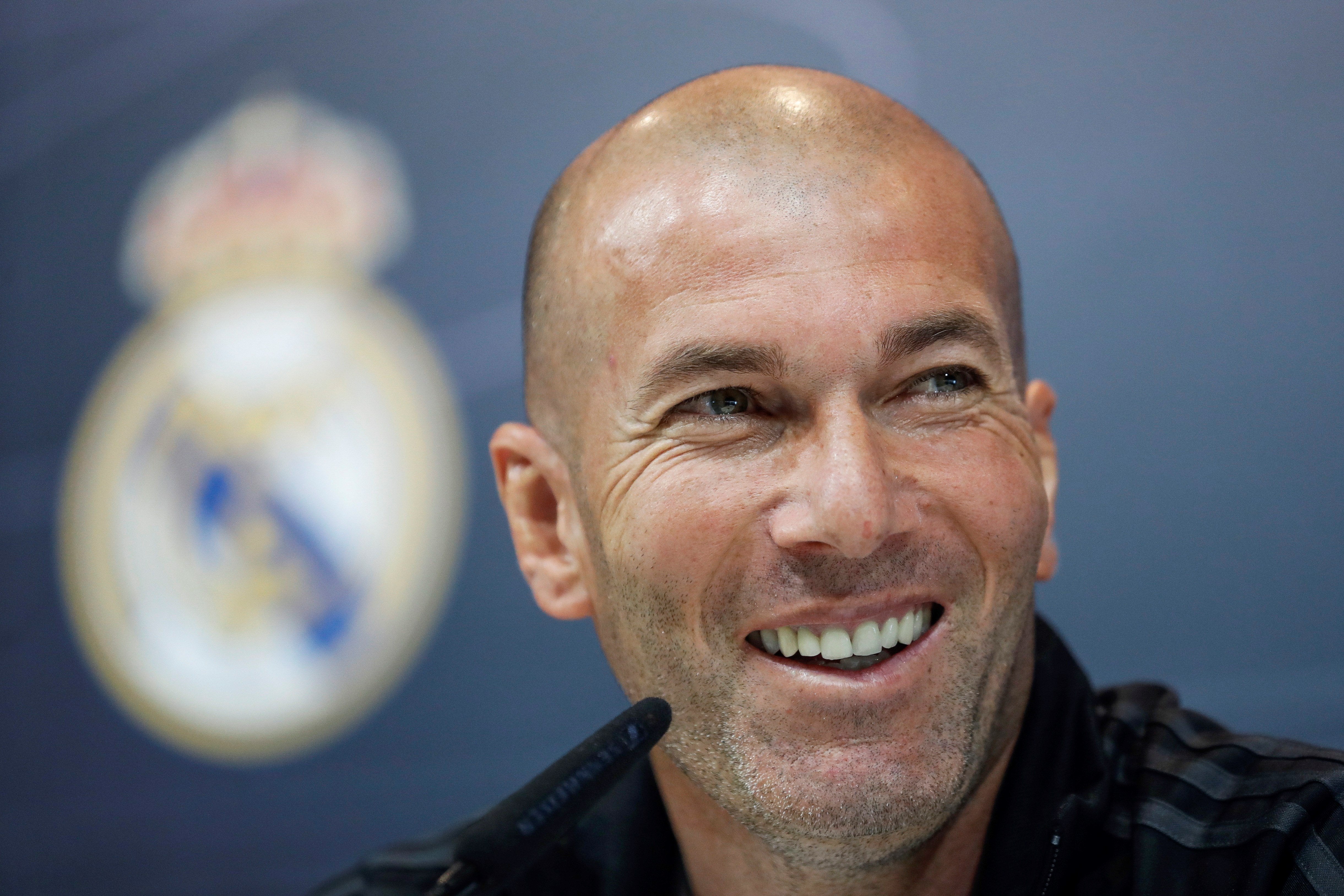 Zidane: "Yo no he pedido a Neymar, no sé si el club está hablando con él" Zidane: "Yo no he pedido a Neymar, no sé si el club está hablando con él"