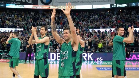 El Joventut celebrando la permanencia 