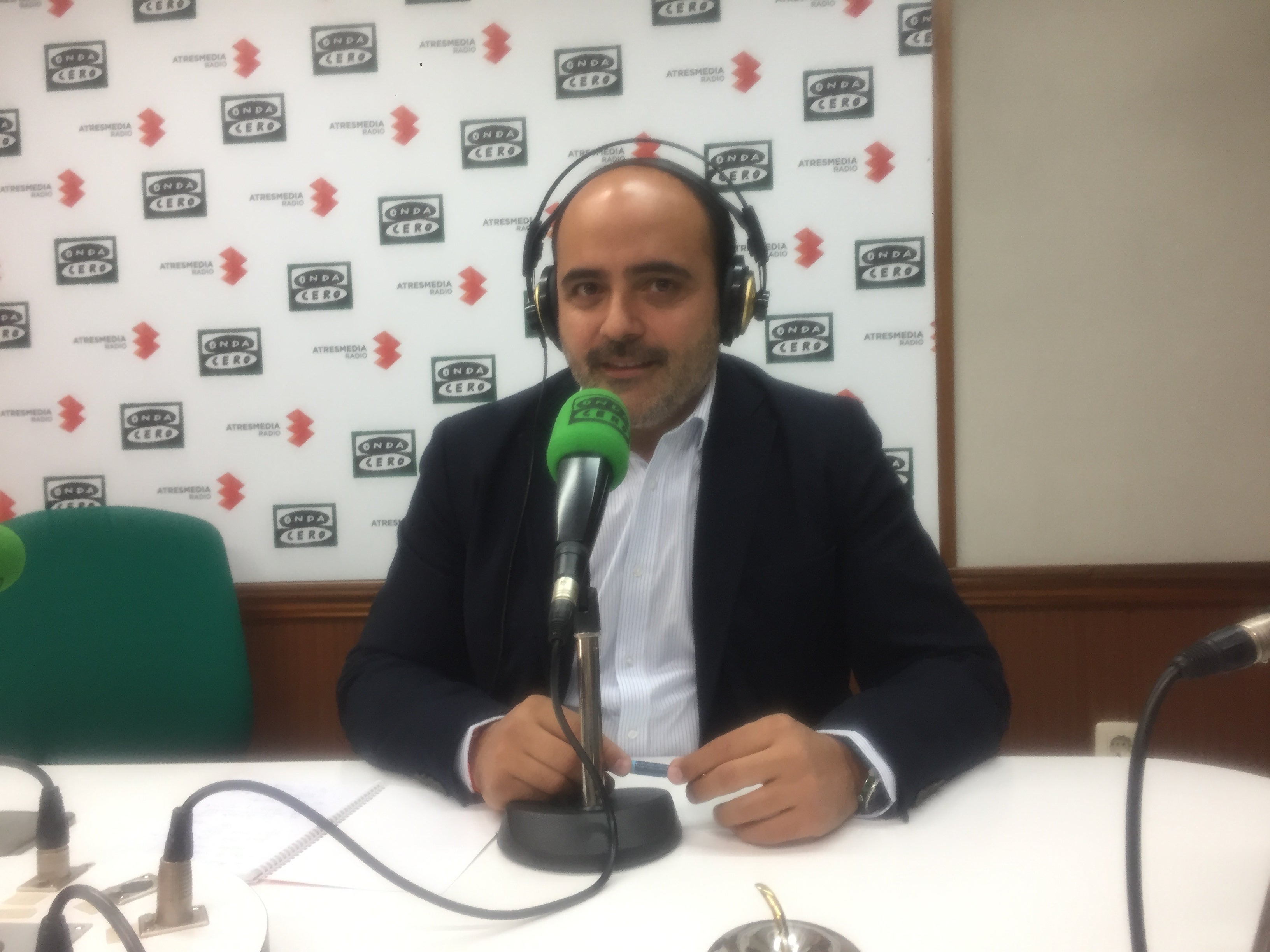 Entrevista a Francisco Fernández Bravo en Ciudad Real en la Onda. Entrevista a Francisco Fernández Bravo en Ciudad Real en la Onda.
