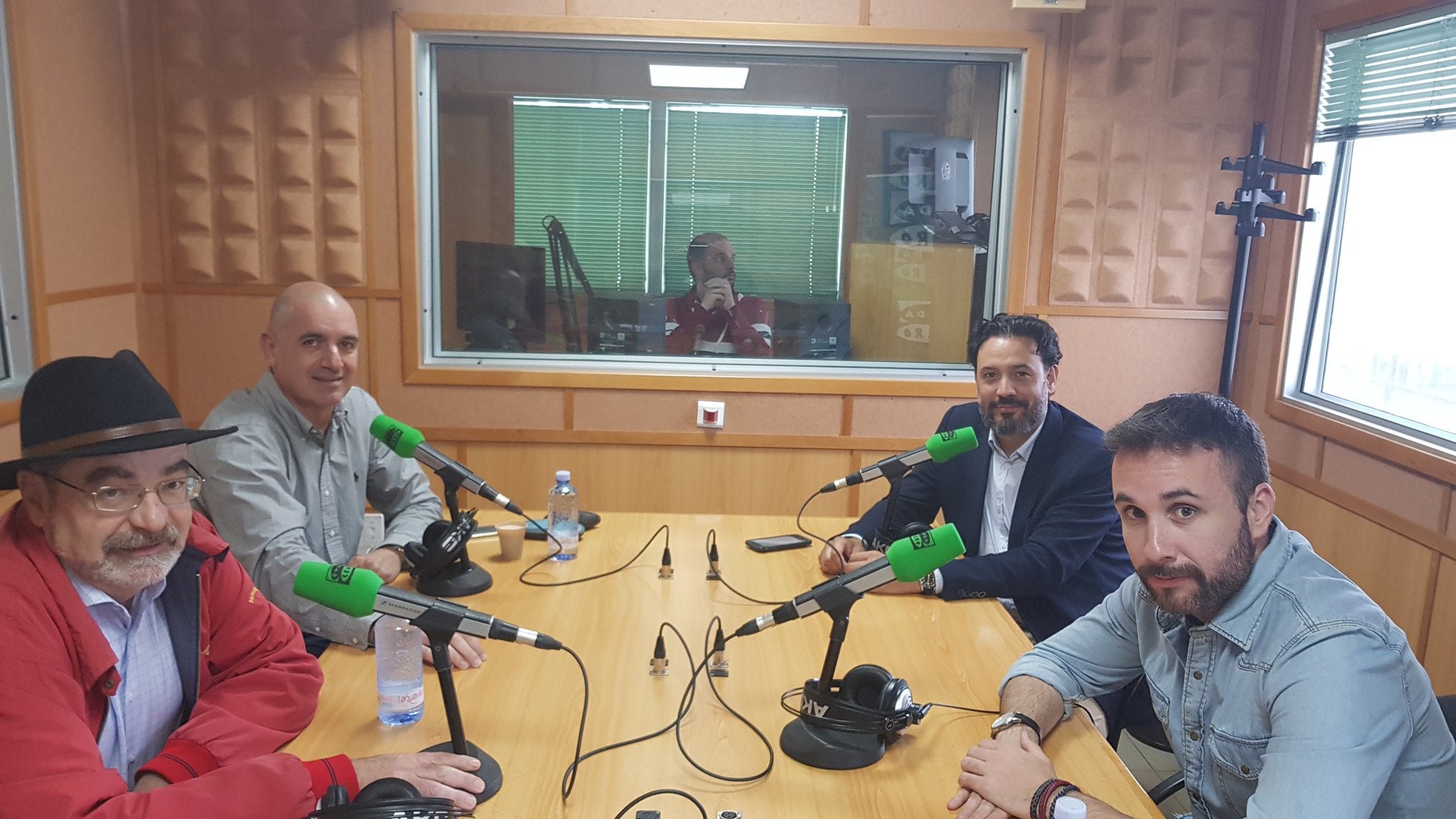 Aquí En La Onda Canarias Lunes 11/05/2018 Aquí En La Onda Canarias Lunes 11/05/2018