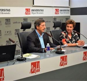 Presentación del informe en la UMH de Elche Presentación del informe en la UMH de Elche