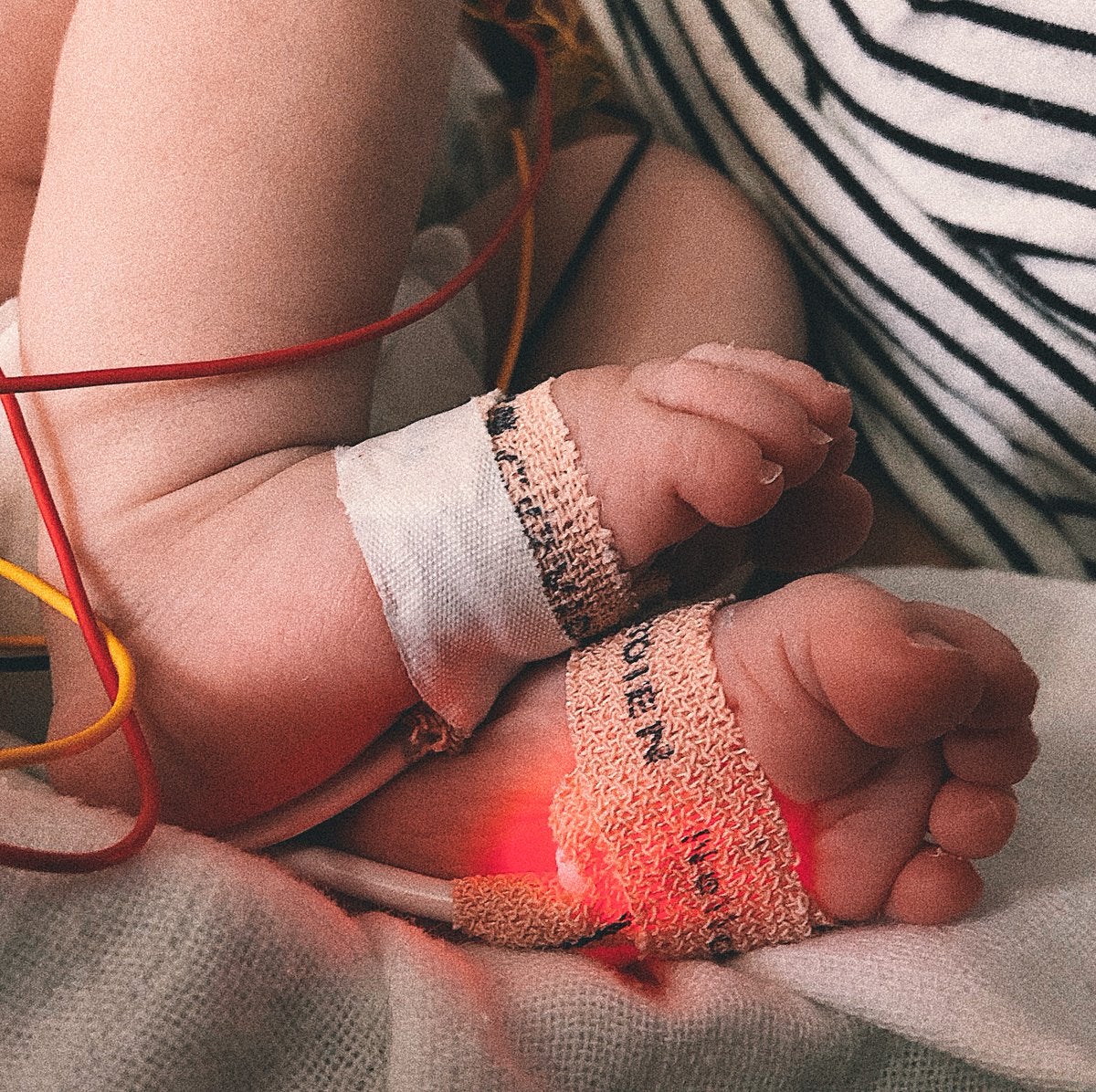 Las emotivas palabras de agradecimiento de un padre a los "magos" de la Sanidad española que salvaron a su bebé Las emotivas palabras de agradecimiento de un padre a los "magos" de la Sanidad española que salvaron a su bebé