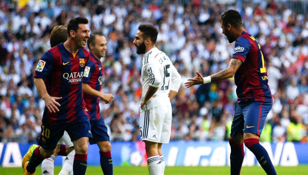 Messi y Neymar celebran un gol contra el Real Madrid