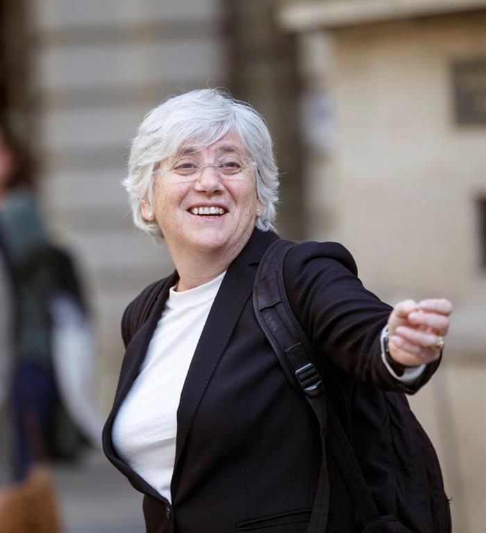 Escocia deja en libertad provisional a Ponsatí después de entregarse en comisaria Escocia deja en libertad provisional a Ponsatí después de entregarse en comisaria