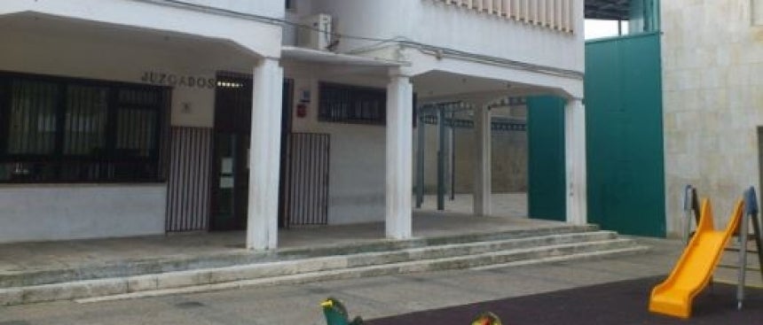La Fiscalía pide 32 años de cárcel para el hombre acusado de matar al director de un banco en La Solana La Fiscalía pide 32 años de cárcel para el hombre acusado de matar al director de un banco en La Solana