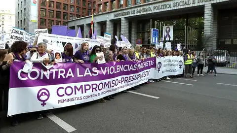 Imagen de archivo: protesta contra la violencia machista. El movimiento feminista reclama que se cumpla el presupuesto contra la violencia de género