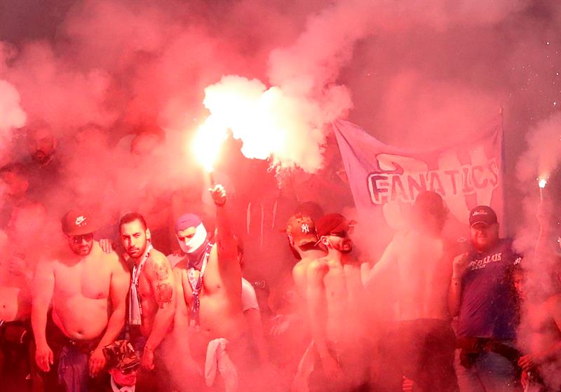 La UEFA abre un procedimiento disciplinario contra el Atlético y el Marsella La UEFA abre un procedimiento disciplinario contra el Atlético y el Marsella