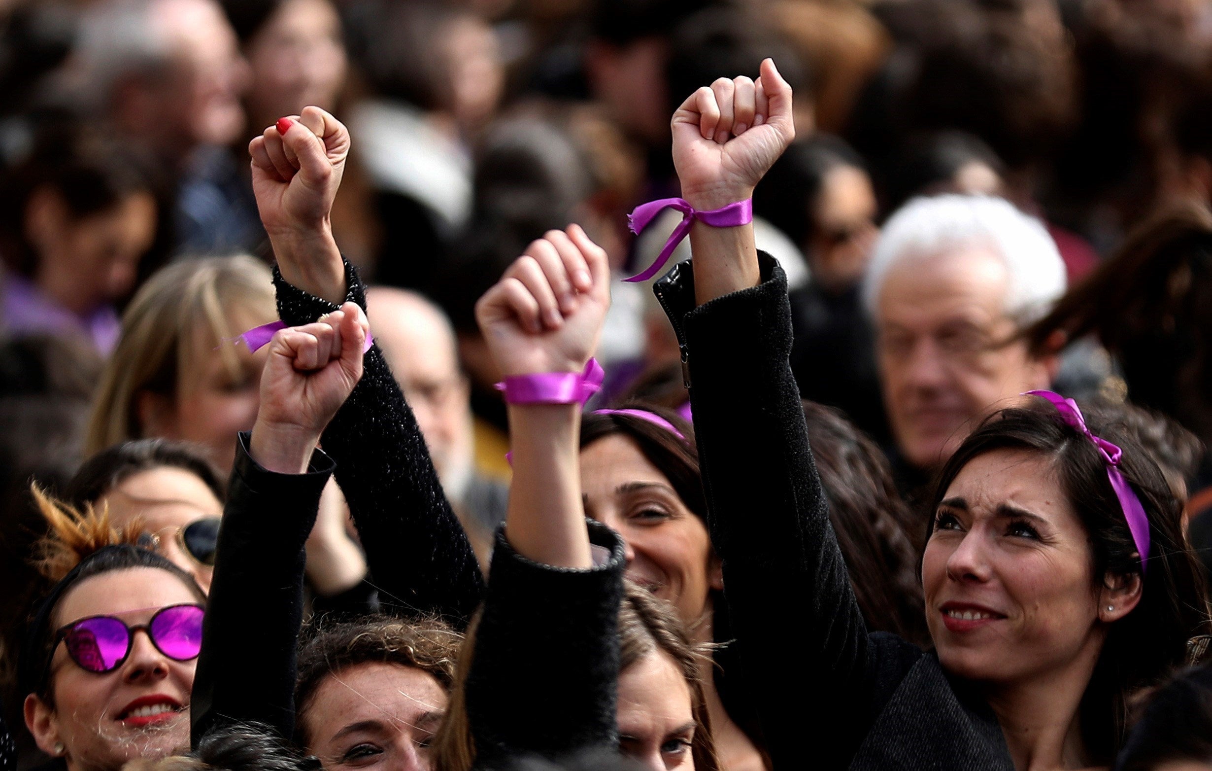 Cincuenta organizaciones feministas se movilizan contra Vox bajo el lema 'Ni un paso atrás' Cincuenta organizaciones feministas se movilizan contra Vox bajo el lema 'Ni un paso atrás'