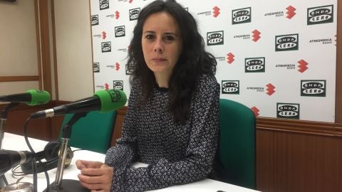 Nieves Peinado, portavoz de Ganemos en el Ayuntamiento de Ciudad Real, durante la entrevista en Onda Cero