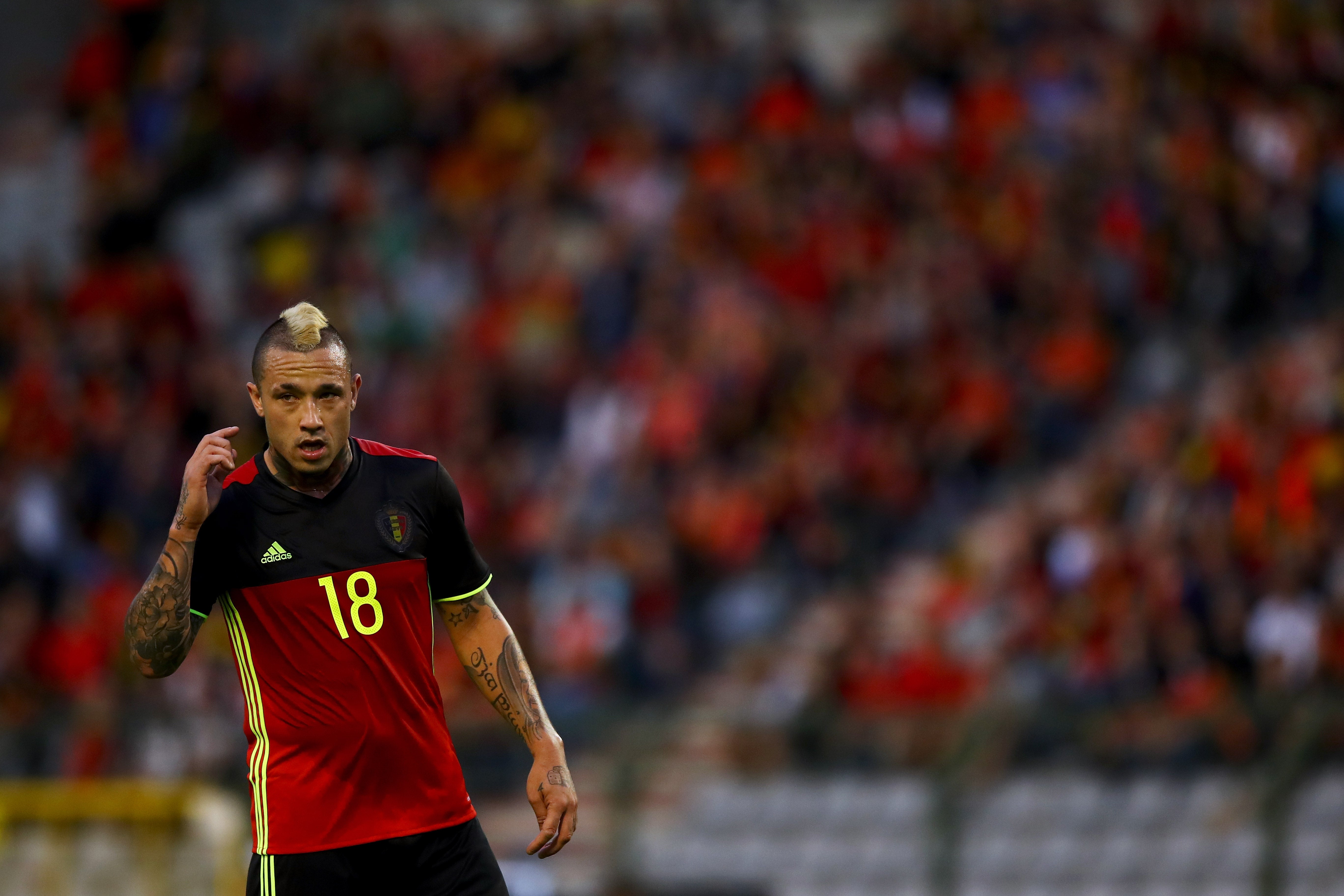 Nainggolan explota tras quedarse fuera del Mundial y se compara con Maradona: "Estoy cansado de que me vean como un chico malo" Nainggolan explota tras quedarse fuera del Mundial y se compara con Maradona: "Estoy cansado de que me vean como un chico malo"