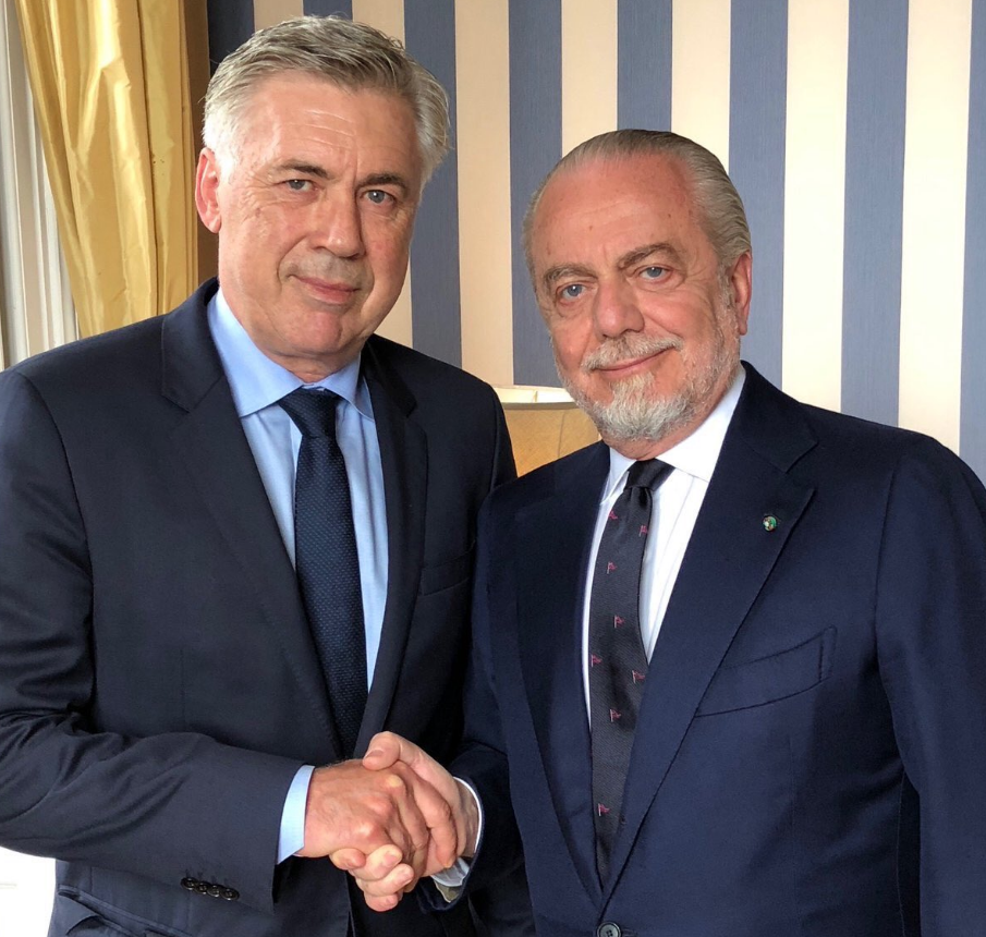 Carlo Ancelotti, nuevo entrenador del Nápoles Carlo Ancelotti, nuevo entrenador del Nápoles