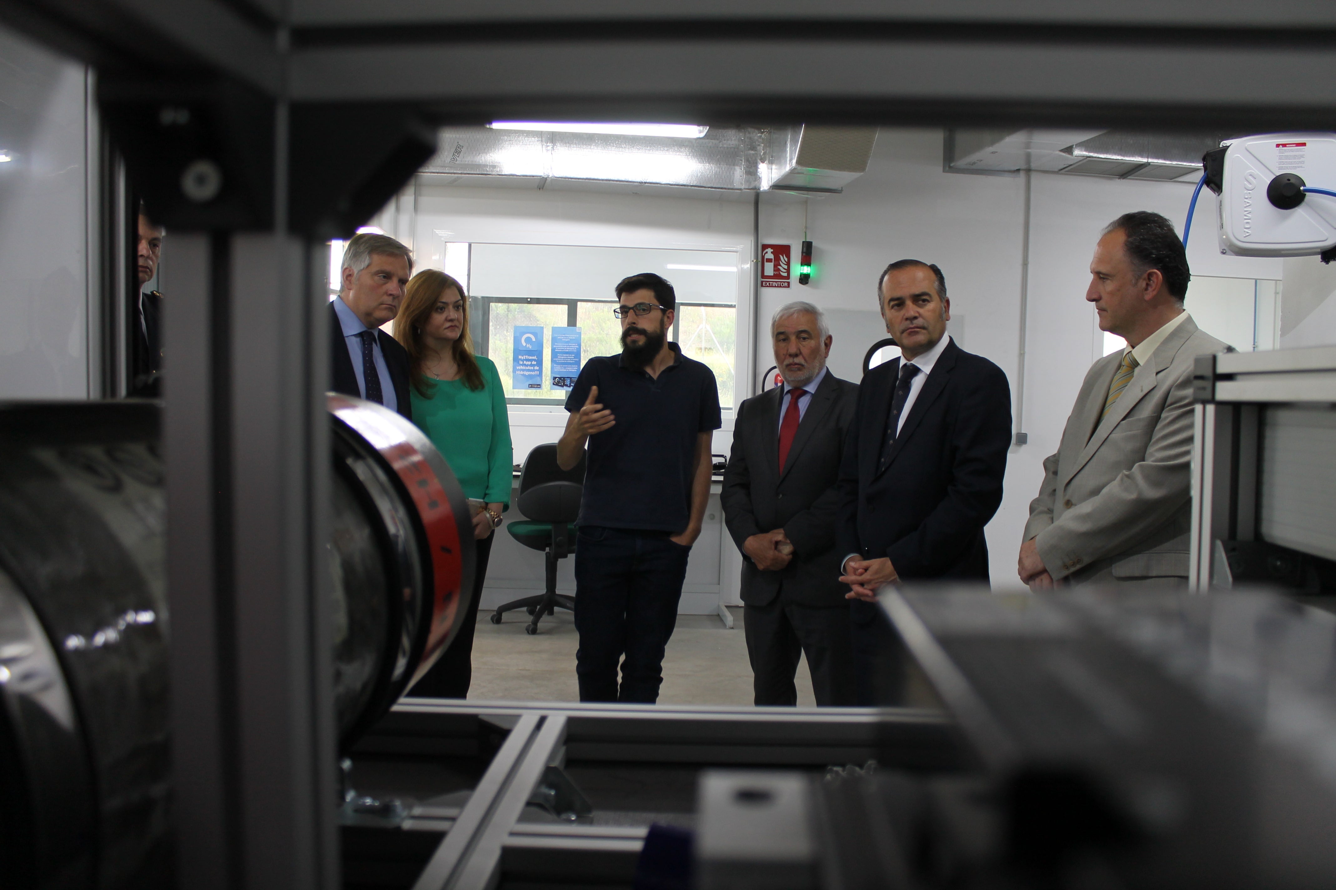 Gregorio asegura que el Gobierno está trabajando en el trazado de la A-43 Gregorio asegura que el Gobierno está trabajando en el trazado de la A-43