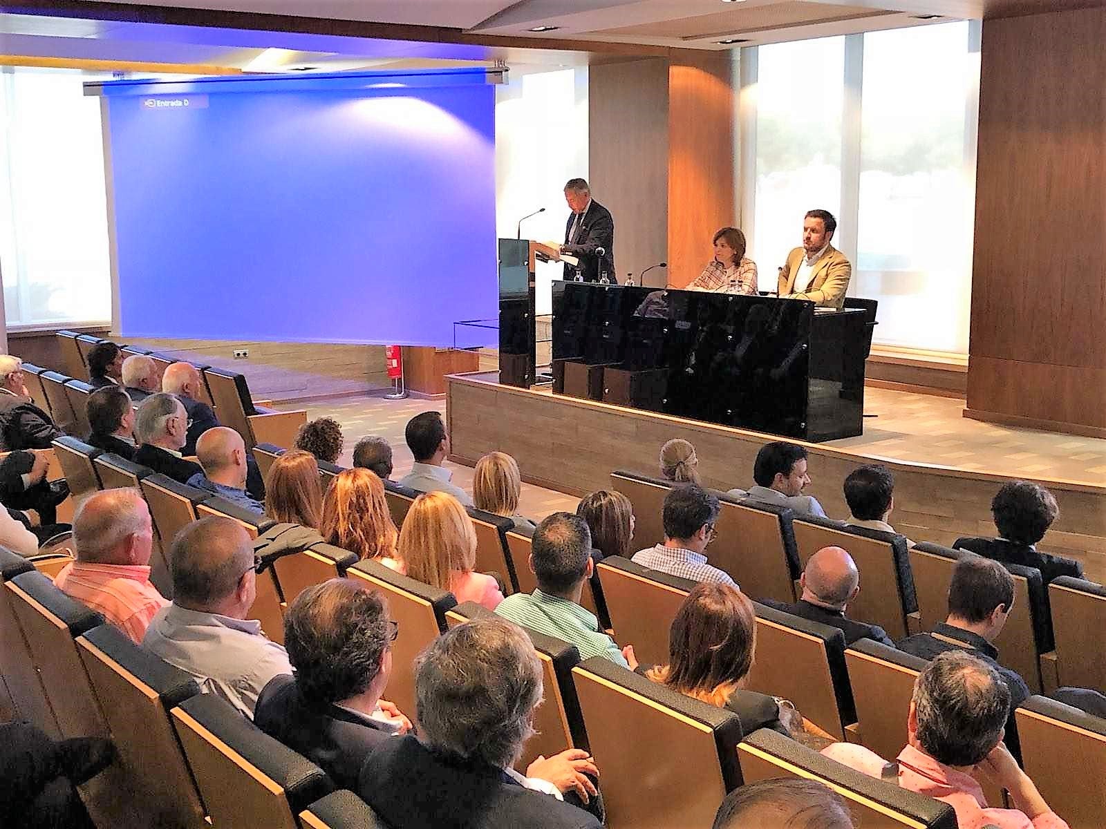 Isabel Bonig se compromete a eliminar los impuestos de patrimonio y sucesiones si gana las elecciones de 2019 Isabel Bonig se compromete a eliminar los impuestos de patrimonio y sucesiones si gana las elecciones de 2019