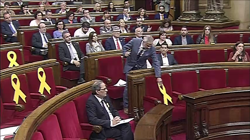 JxCat echa un pulso a Torrent y no sustituye a los diputados suspendidos JxCat echa un pulso a Torrent y no sustituye a los diputados suspendidos