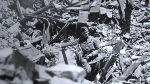 laSexta Columna - Otros Gernikas: los muertos que nadie pintó laSexta Columna - Otros Gernikas: los muertos que nadie pintó