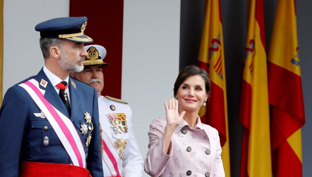 Los reyes presiden el Día de las Fuerzas Armadas en Logroño