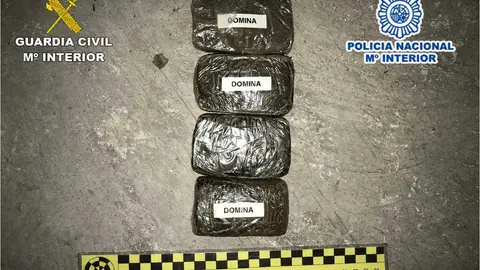 Fardos de hachis incautados por la Guardia Civil de Novelda Fardos de hachis incautados por la Guardia Civil de Novelda