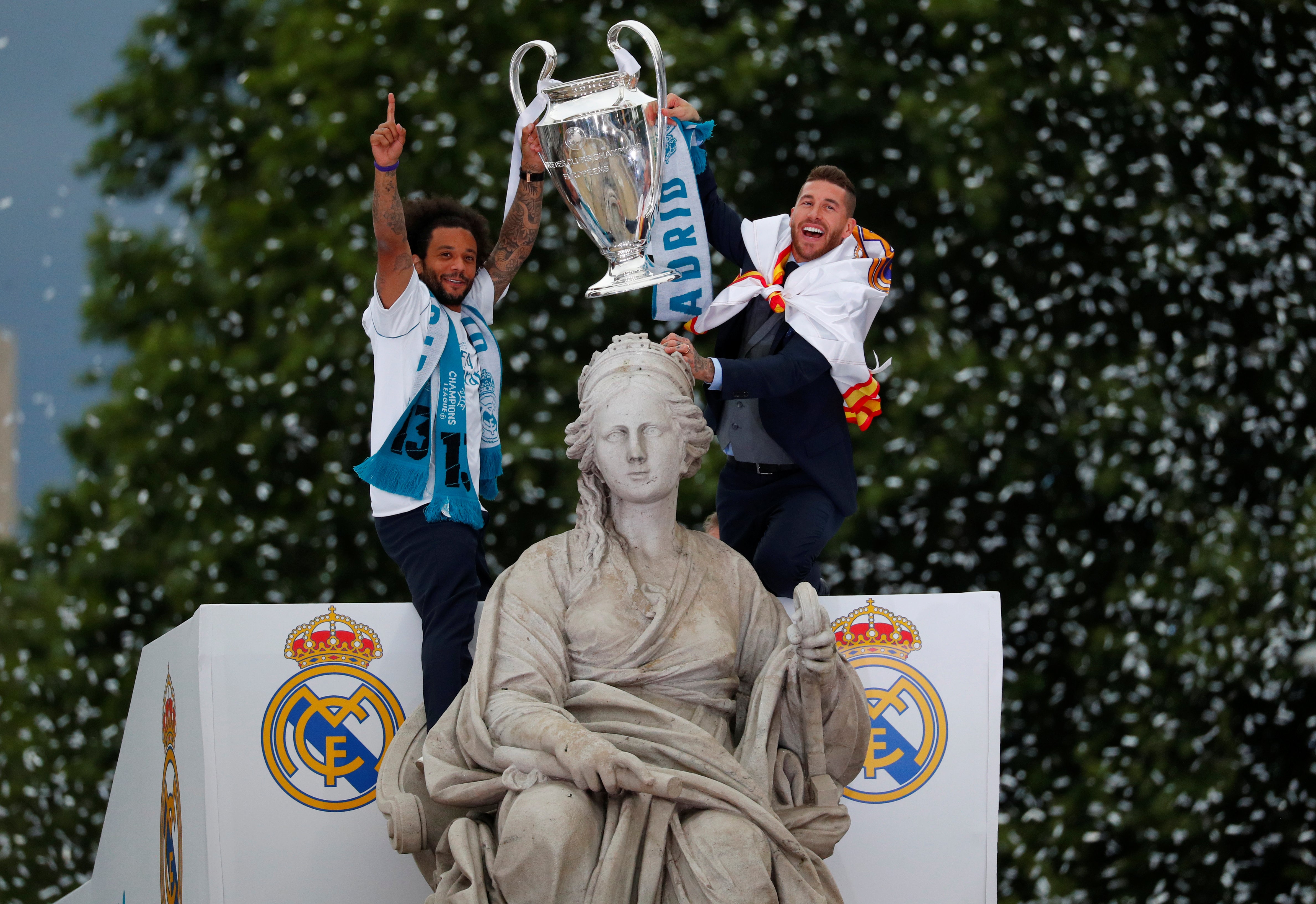 El Ayuntamiento de Madrid estudia cómo celebrar LaLiga en Cibeles "en condiciones de seguridad" El Ayuntamiento de Madrid estudia cómo celebrar LaLiga en Cibeles "en condiciones de seguridad"