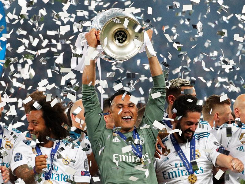 Keylor Navas: "Estos momentos hay que disfrutarlos mucho, somos unos privilegiados de poder estar aquí" Keylor Navas: "Estos momentos hay que disfrutarlos mucho, somos unos privilegiados de poder estar aquí"