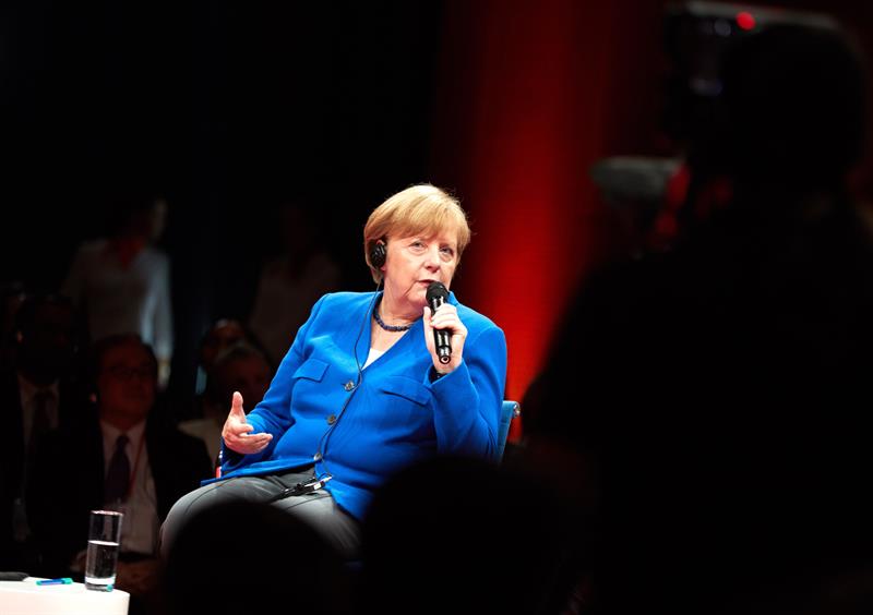 <p>Merkel alerta que la UE debe dar solución unitaria y no "unilateral" a la migración</p> <p>Merkel alerta que la UE debe dar solución unitaria y no "unilateral" a la migración</p>