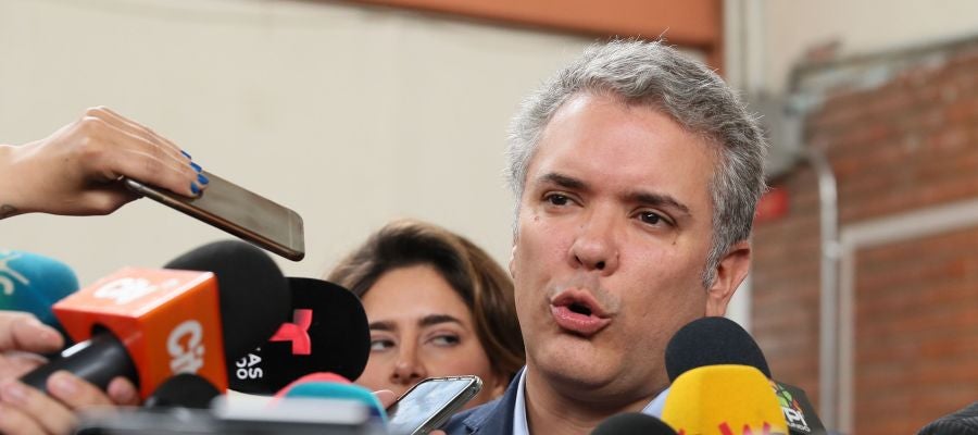 El presidente colombiano, Iván Duque, habla con la prensa El presidente colombiano, Iván Duque, habla con la prensa
