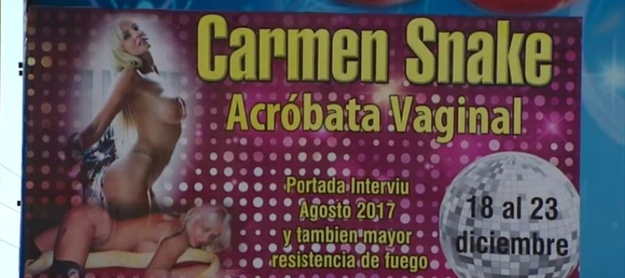 Polémica en Lepe por una "acróbata vaginal" Polémica en Lepe por una "acróbata vaginal"