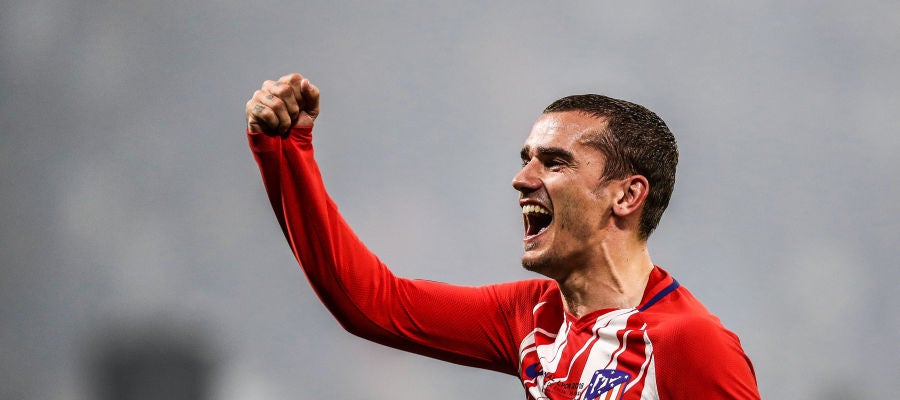 Griezmann celebra la Europa League con el Atlético de Madrid Griezmann celebra la Europa League con el Atlético de Madrid