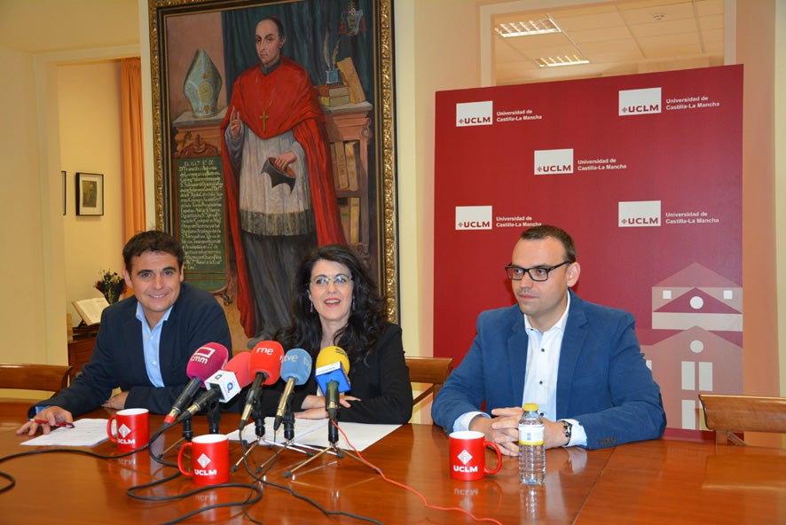 2.300 alumnos se han matriculado en el campus de Ciudad Real para realizar la EvAU 2.300 alumnos se han matriculado en el campus de Ciudad Real para realizar la EvAU