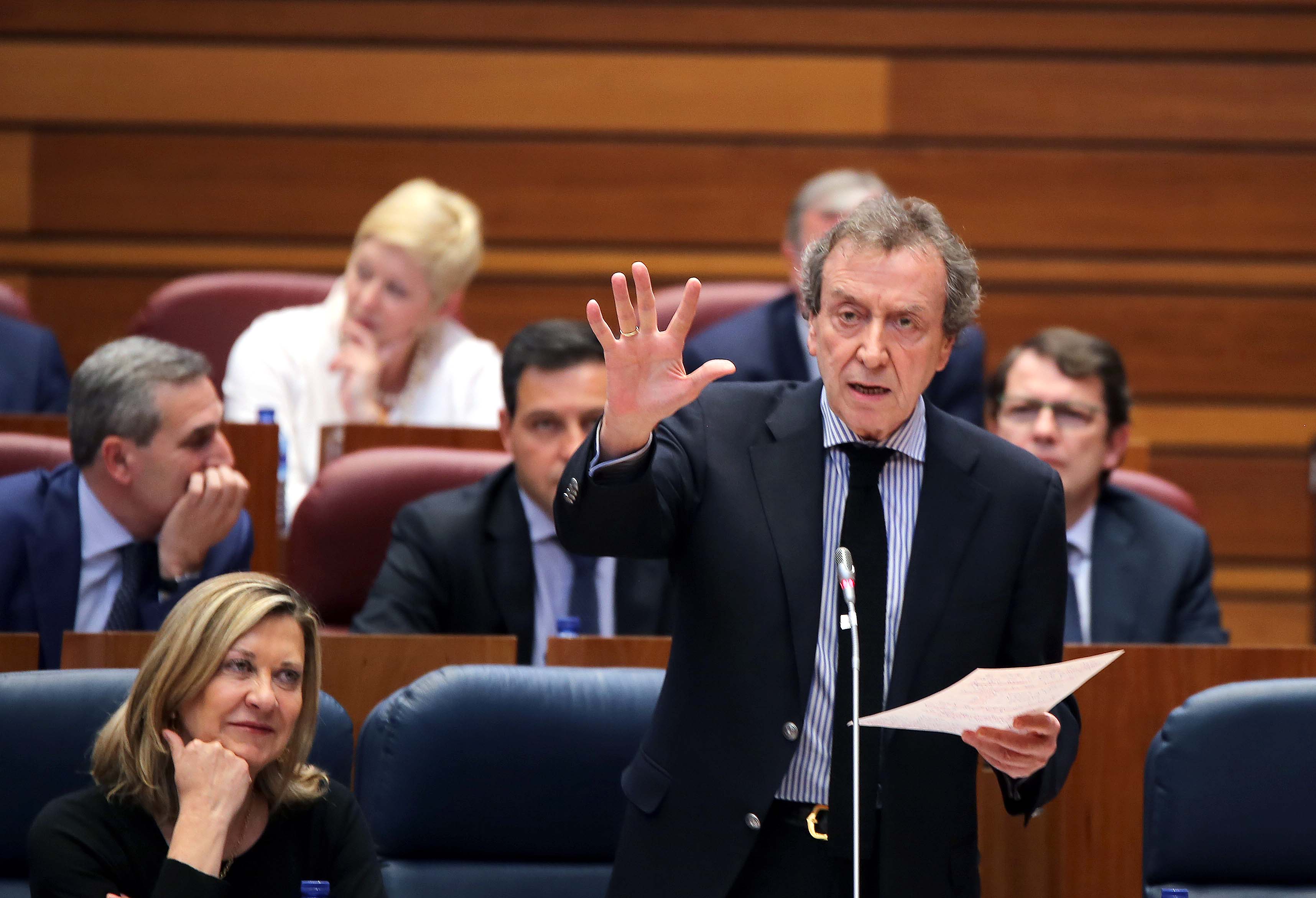 Los grupos en las Cortes piden que se reforme la financiación cuanto antes Los grupos en las Cortes piden que se reforme la financiación cuanto antes