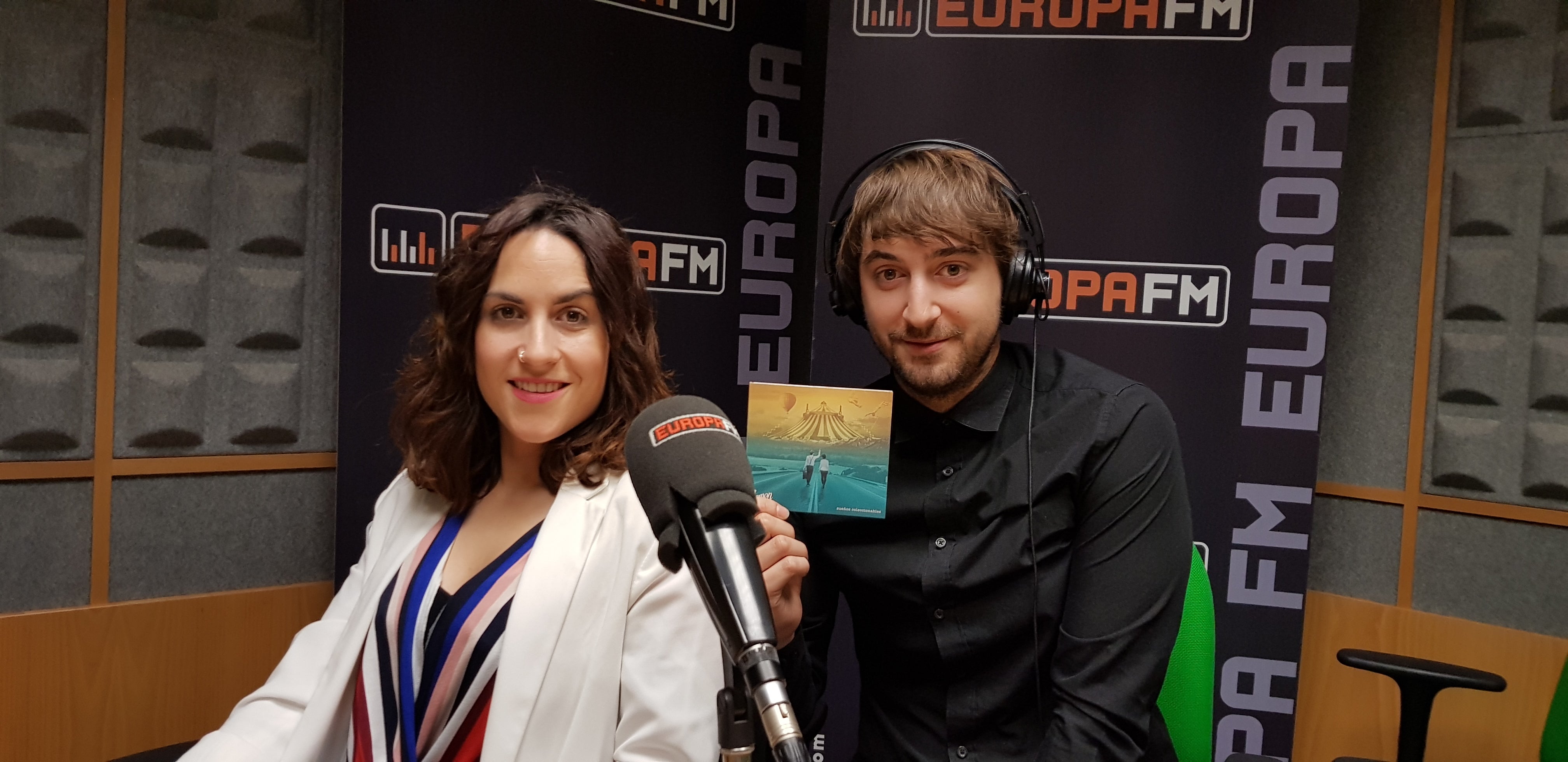 "Sueños coleccionables" es el disco presentación de Lemon y Tal "Sueños coleccionables" es el disco presentación de Lemon y Tal