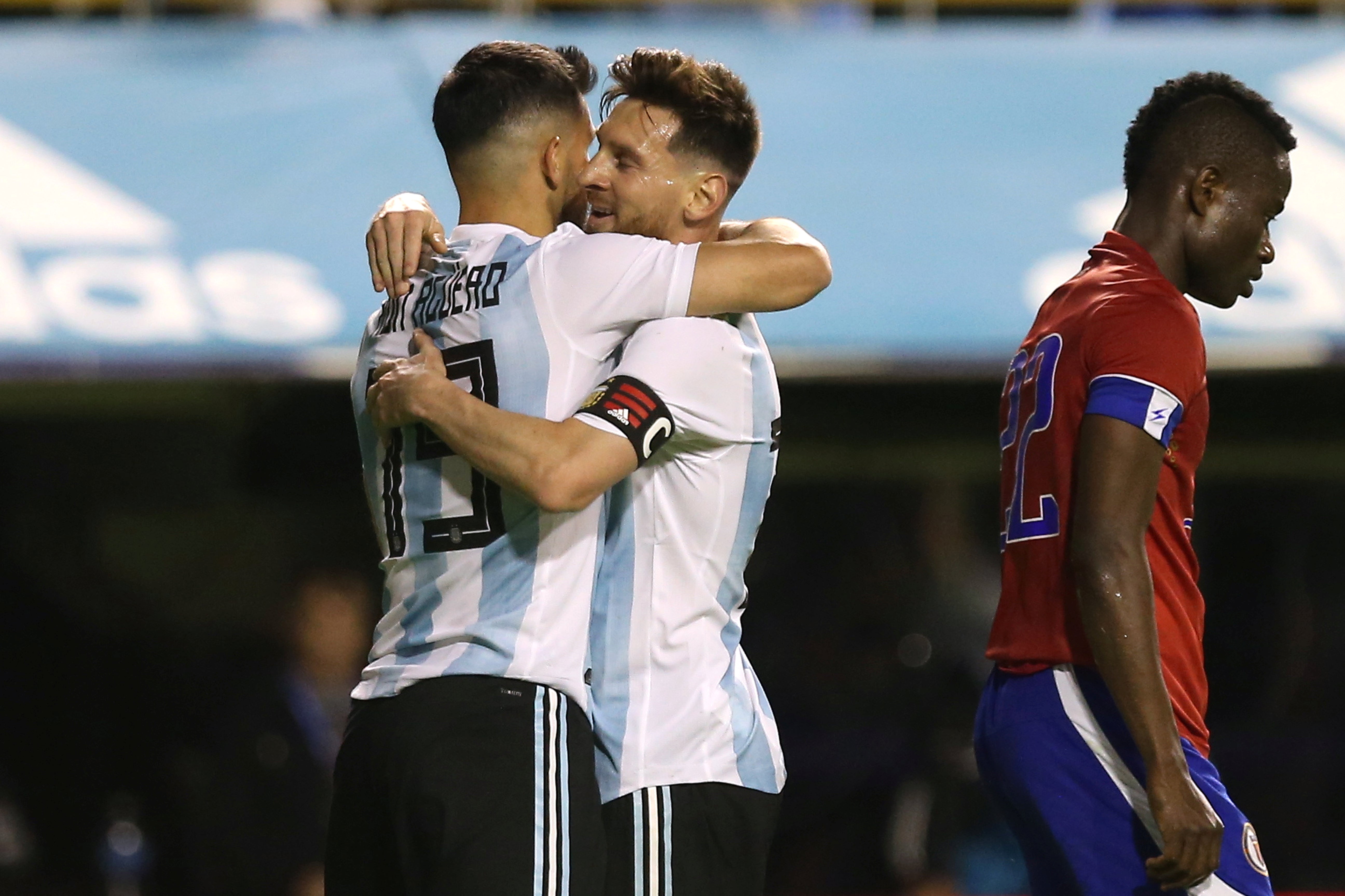 Un hat-trick de Messi lidera un plácido triunfo de Argentina ante Haití Un hat-trick de Messi lidera un plácido triunfo de Argentina ante Haití
