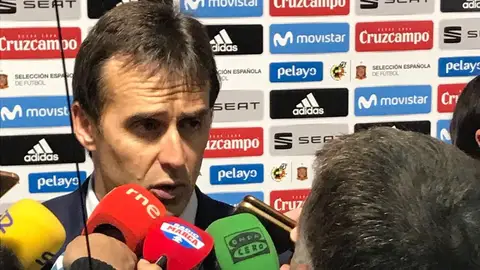Lopetegui ante los medios de comunicación Lopetegui ante los medios de comunicación