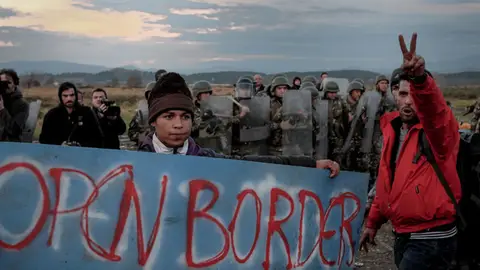 Refugiados e inmigrantes en Europa Frontera Grecia y ex República Yugoslava de Macedonia.